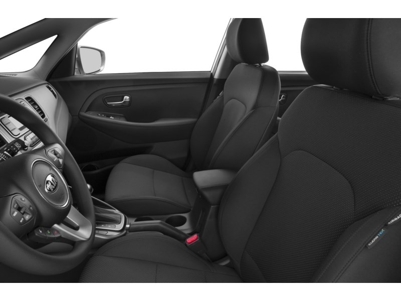 2016 Kia Rondo LX 5-Seater (M6) Interior Shot 5