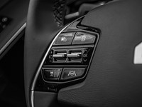 2025 Kia Niro SX FWD