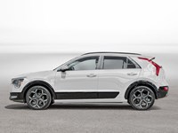 2025 Kia Niro SX FWD