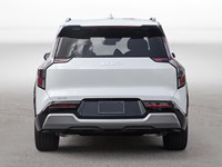 2026 Kia EV9 Land w/Premium Package AWD