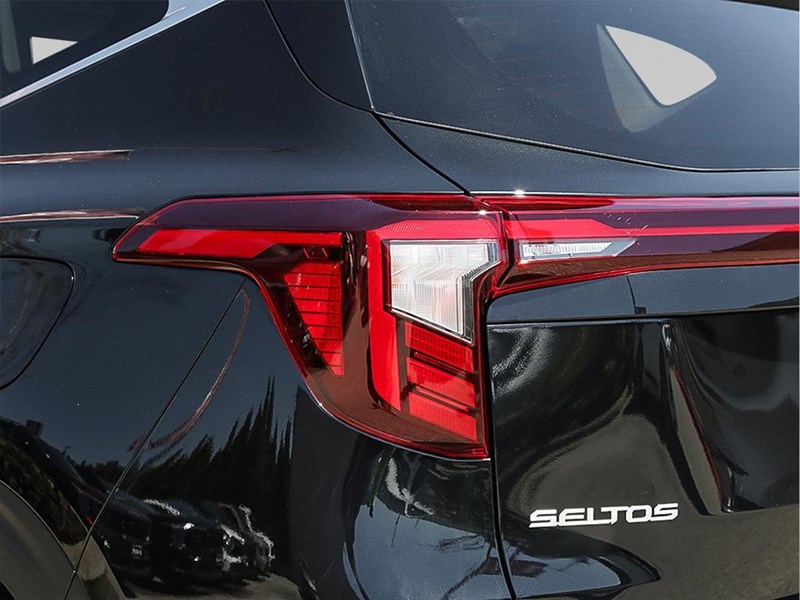 2026 Kia Seltos EX AWD