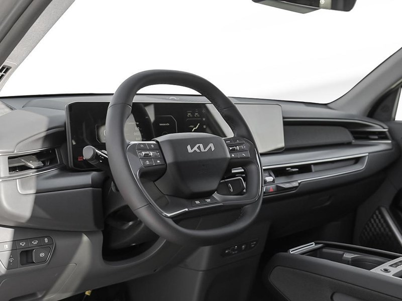 2026 Kia EV9 Land w/Plus Package