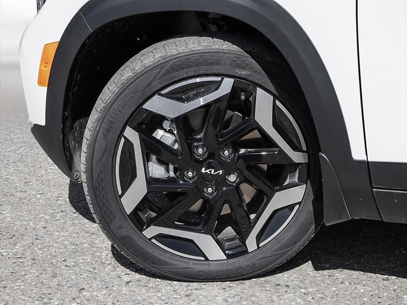 2025 Kia Seltos SX