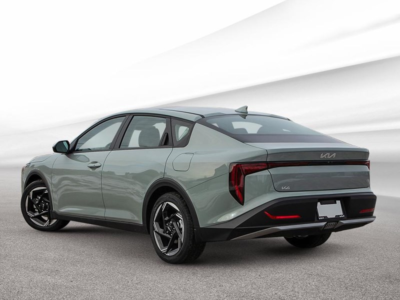 2025 Kia K4 EX+ FWD
