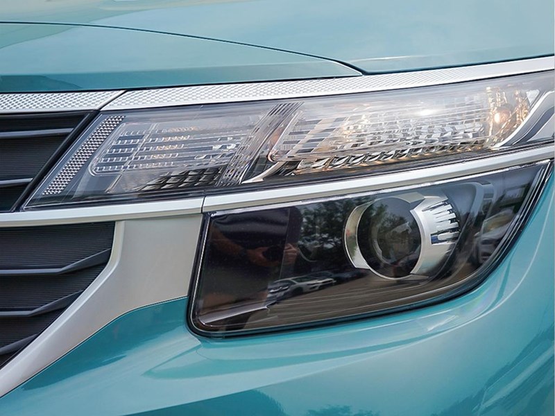 2025 Kia Seltos LX AWD