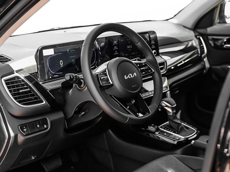 2026 Kia Seltos EX AWD