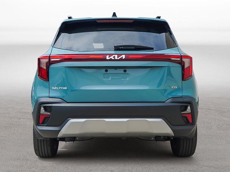 2025 Kia Seltos LX AWD