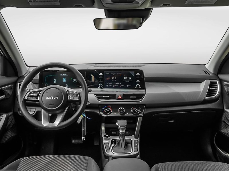 2025 Kia Seltos LX AWD