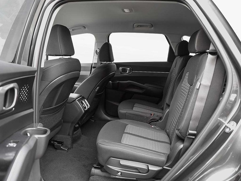 2026 Kia Sorento HEV LX