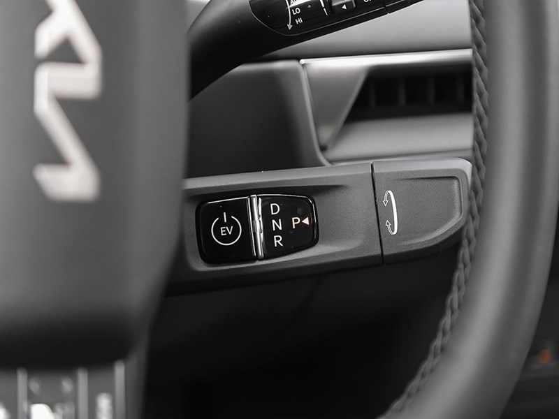 2026 Kia EV9 Land w/Premium Package AWD