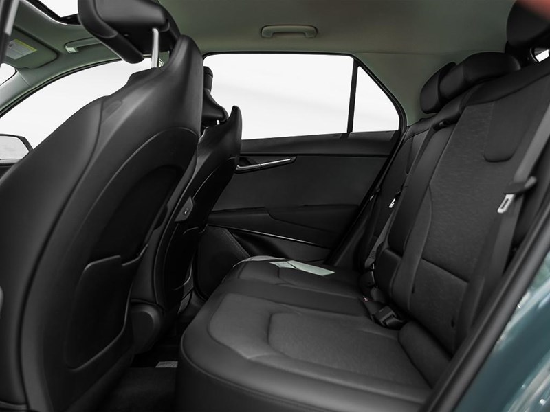 2026 Kia Niro SX
