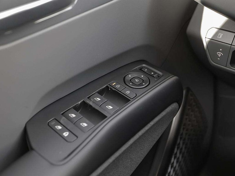 2026 Kia EV9 Land AWD with Plus Pkg