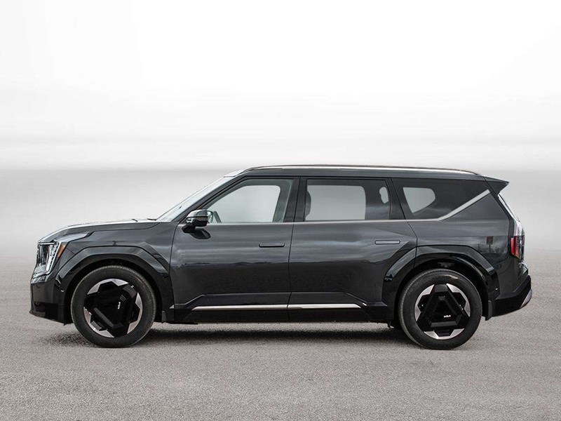2026 Kia EV9 Land AWD with Plus Pkg