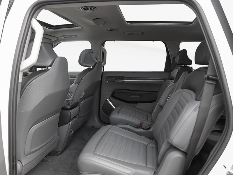 2026 Kia EV9 Land w/Premium Package AWD