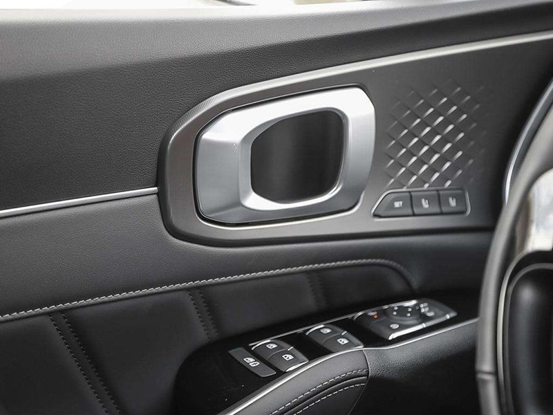 2026 Kia Sorento HEV SX