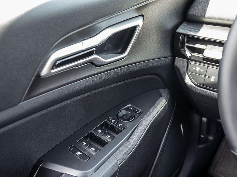 2026 Kia Sportage LX FWD