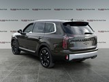 2024 Kia Telluride SX Limited / HEADS UP DISPLY, NAV, PANORAMIC ROOF image 3