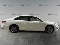 2022 VOLKSWAGEN PASSAT 2.0T Limited