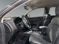 2022 Mitsubishi Outlander Plug-In Hybrid SE S-AWC