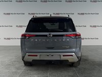 2024 Nissan Pathfinder Platinum 4WD