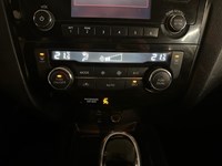 2017 Nissan Qashqai SV  W Sunroof