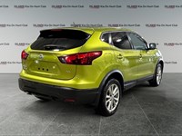 2017 Nissan Qashqai SV  W Sunroof