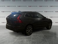 2022 Volvo XC60 B6 Momentum
