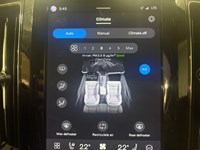 2022 Volvo XC60 B6 Momentum