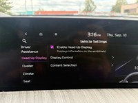 2024 Kia Telluride SX Limited / HEADS UP DISPLY, NAV, PANORAMIC ROOF
