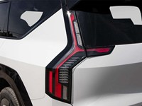 2026 Kia EV9 Land AWD with GT-line Pkg