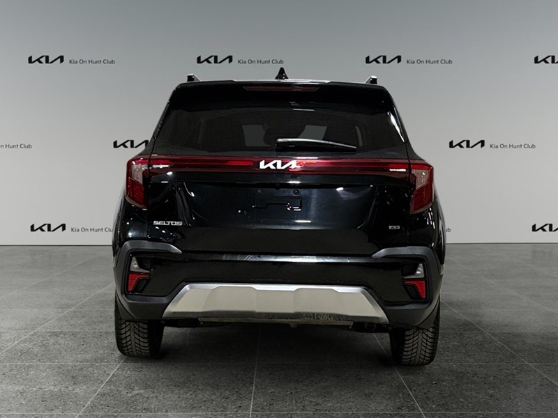 2025 Kia Seltos EX AWD