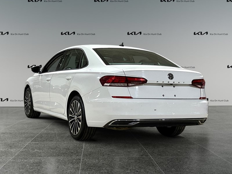 2022 VOLKSWAGEN PASSAT 2.0T Limited