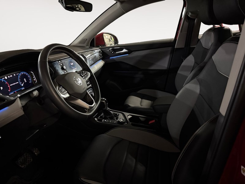 2023 Volkswagen Taos Highline 4MOTION