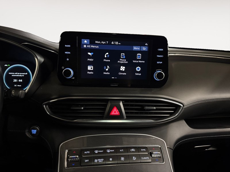 2022 Hyundai Santa Fe Plug-In Hybrid Luxury AWD