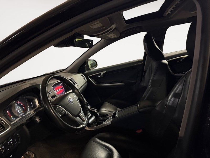 2018 Volvo V60 T5 AWD Dynamic