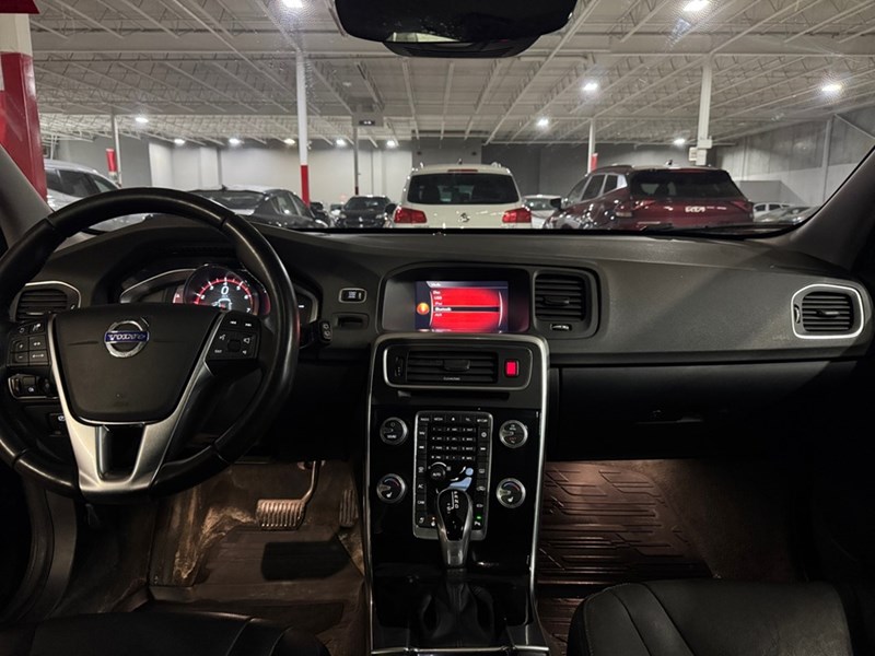 2018 Volvo V60 T5 AWD Dynamic