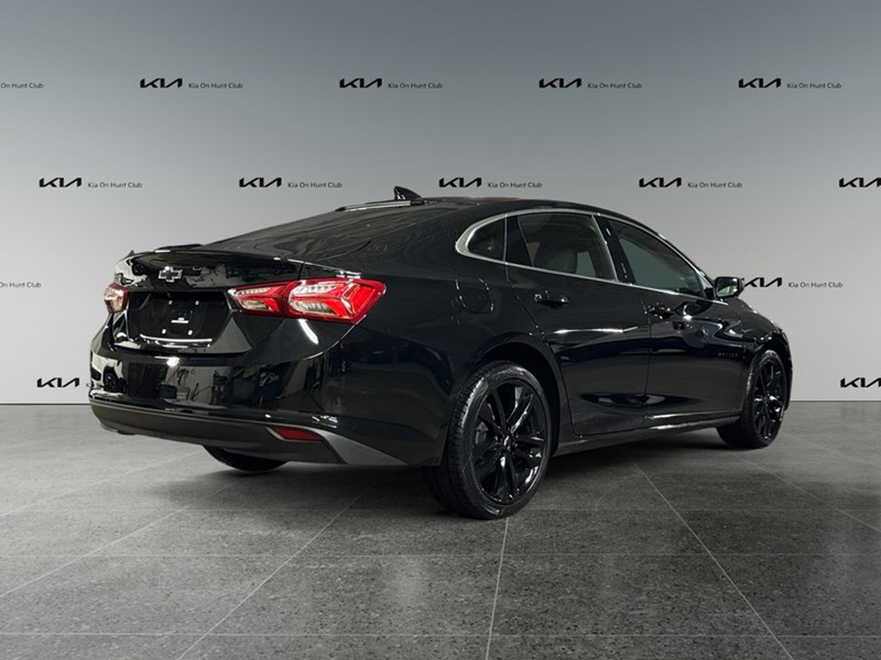 2024 Chevrolet Malibu LT Midnight Edlition