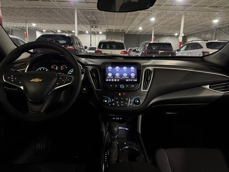 2024 Chevrolet Malibu LT Midnight Edlition