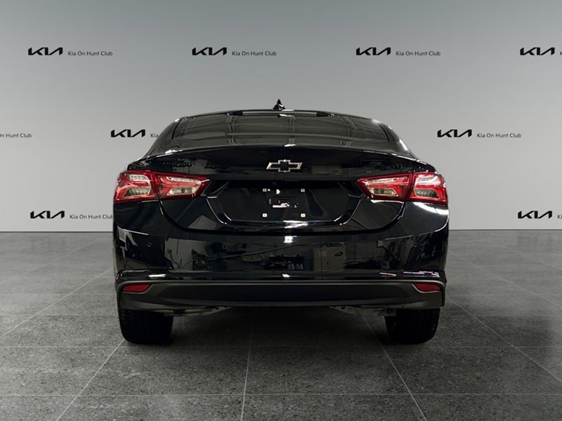 2024 Chevrolet Malibu LT Midnight Edlition