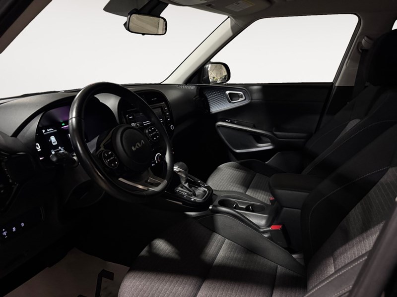 2023 Kia Soul EX IVT