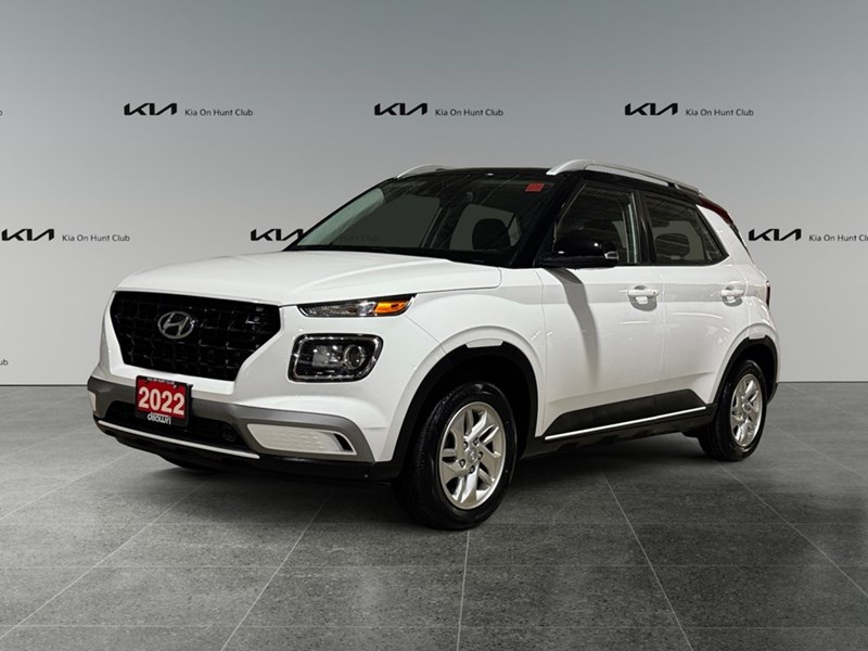 2022 Hyundai Venue Preferred IVT w/Two-Tone
