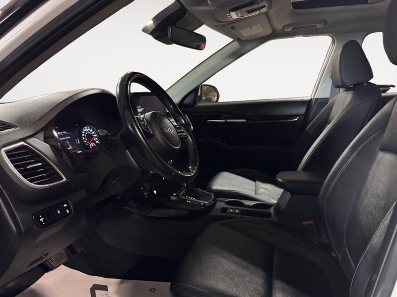 2022 Kia Seltos EX Premium AWD