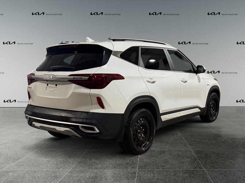 2022 Kia Seltos EX Premium AWD