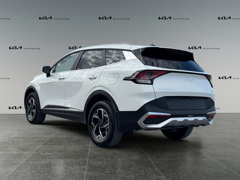 2024 Kia Sportage LX AWD