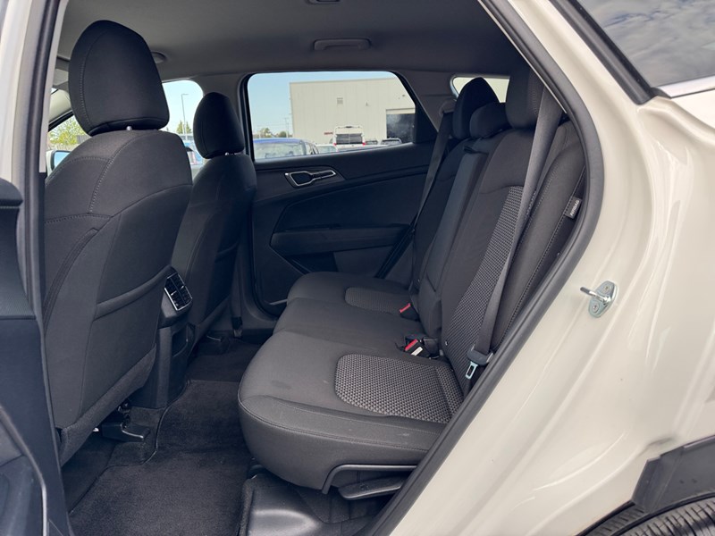 2024 Kia Sportage LX AWD