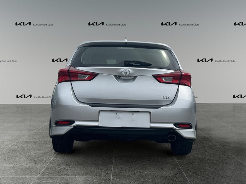 2017 Toyota Corolla iM 4dr HB CVT