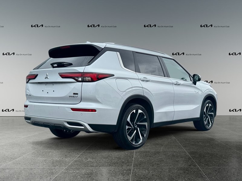 2024 Mitsubishi Outlander Plug-In Hybrid SEL S-AWC