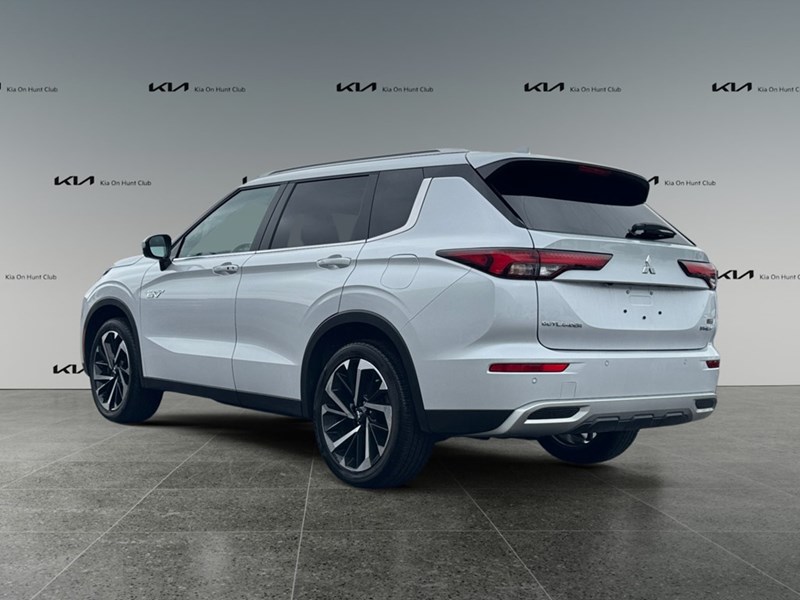 2024 Mitsubishi Outlander Plug-In Hybrid SEL S-AWC