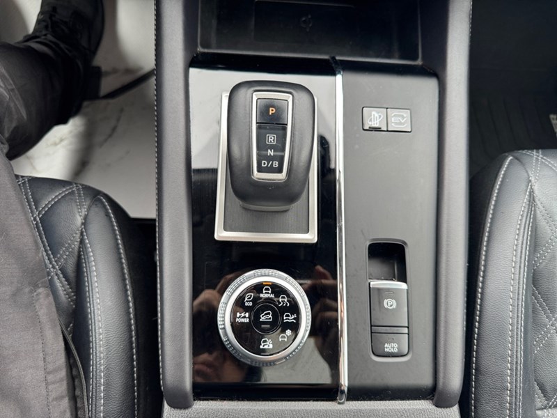 2024 Mitsubishi Outlander Plug-In Hybrid SEL S-AWC