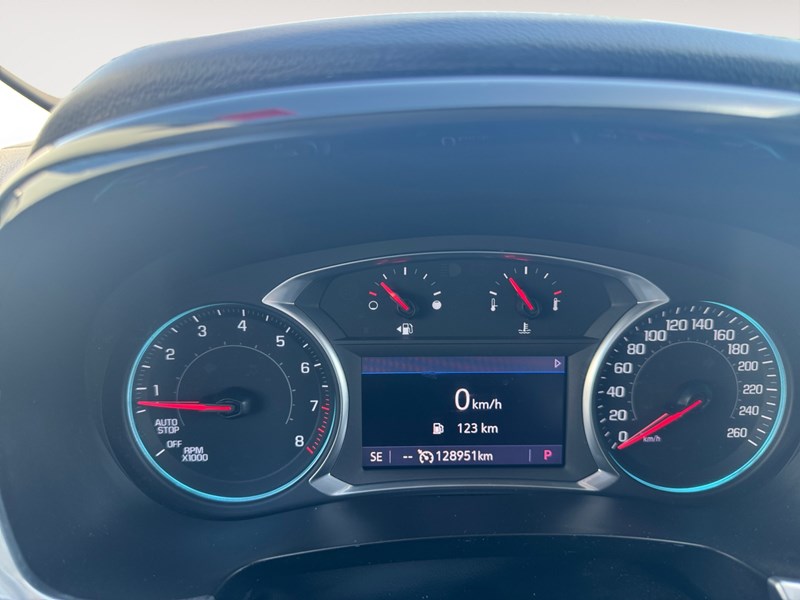 2021 Chevrolet Traverse LT Cloth w/1LT